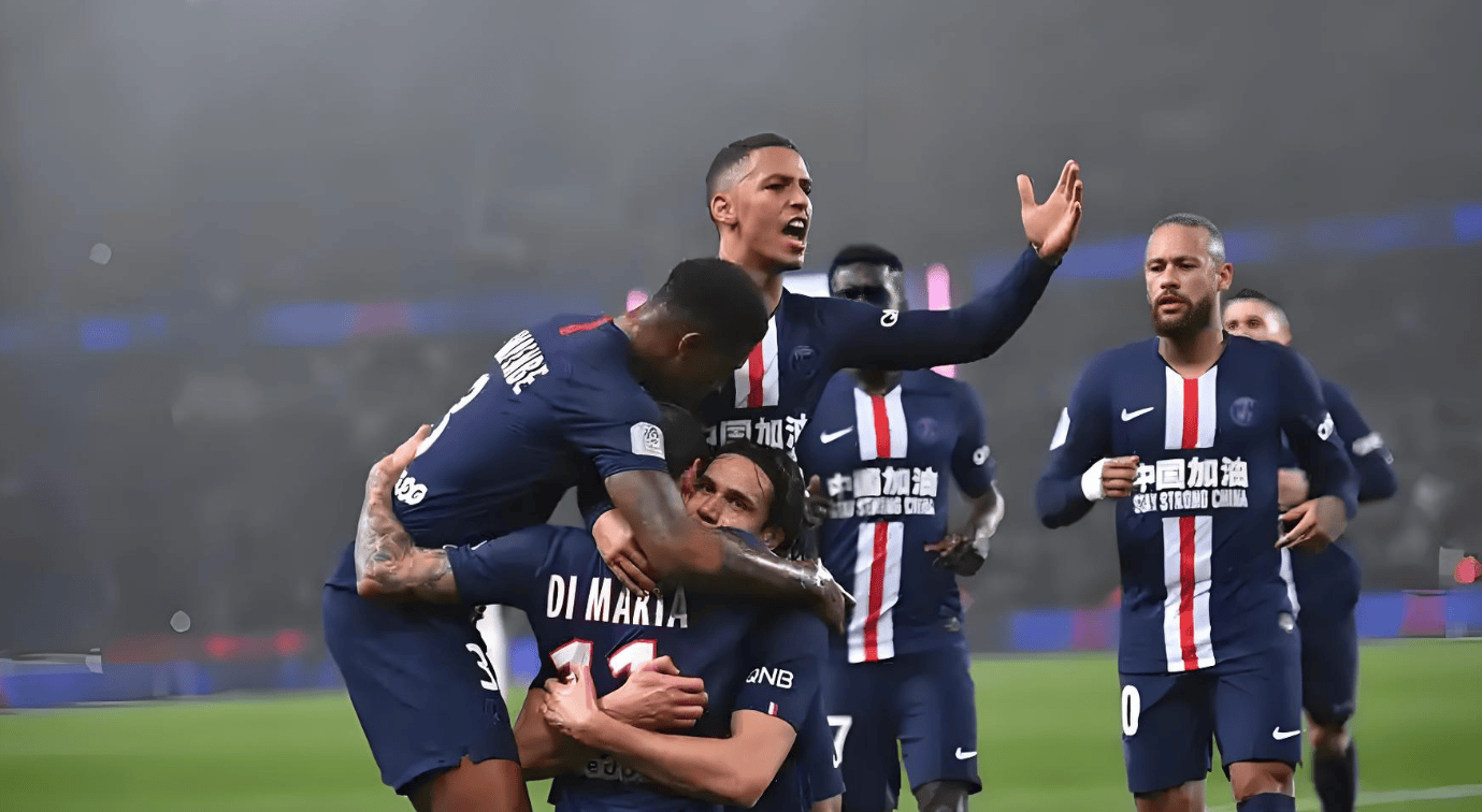 在裁判员培 在裁判员培